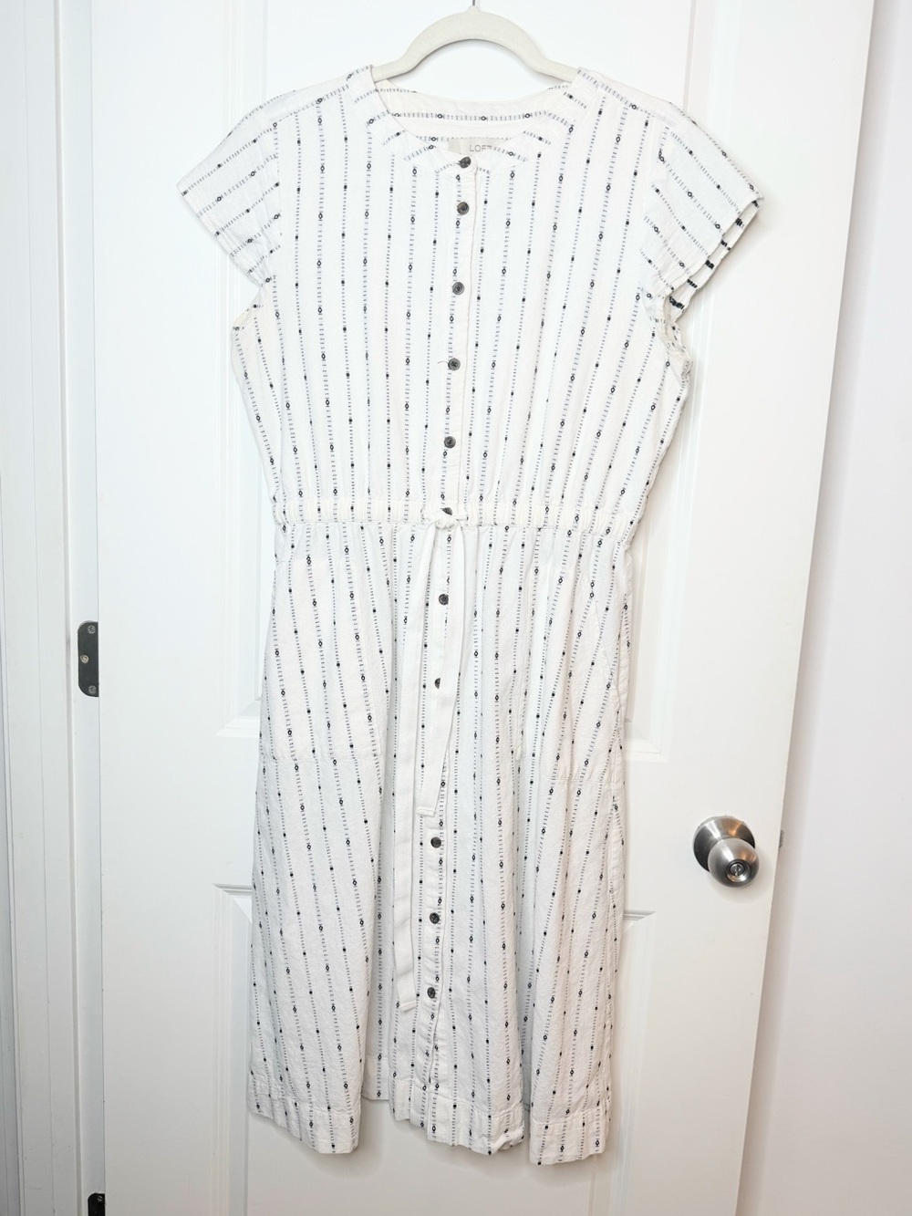 LOFT Women’s Size 10 White Black Geo Stripe Button Front Midi Shirt Dress